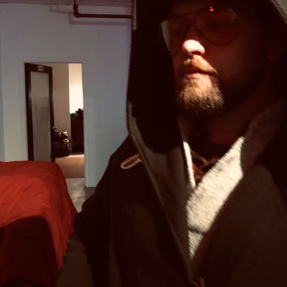 Meet your Posher, Daniel - Picture 1 of 1